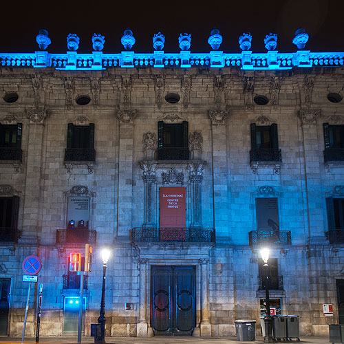 Connecta't al Blau - Canvia el color de la nit
